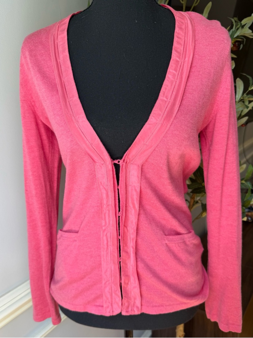 Banana Republic S Pima Cotton Cashmere Pink Cardigan Lightweight Hook Closure